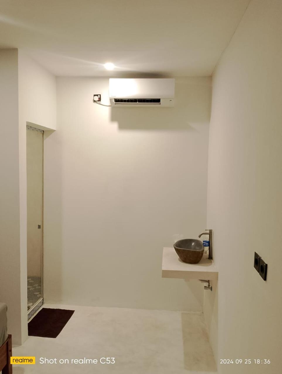 The Corner Homestay Kuta  Exterior foto