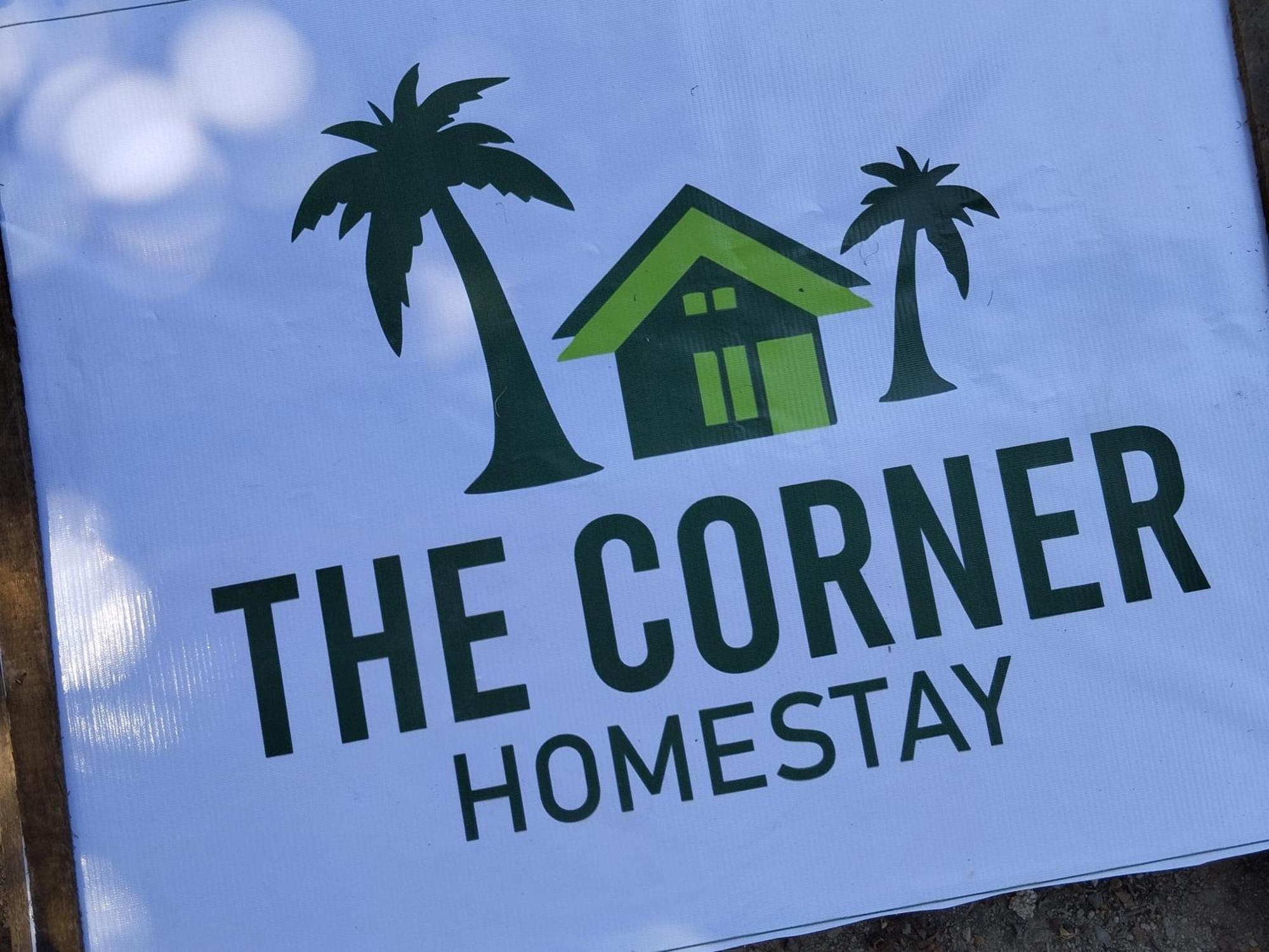 The Corner Homestay Kuta  Exterior foto